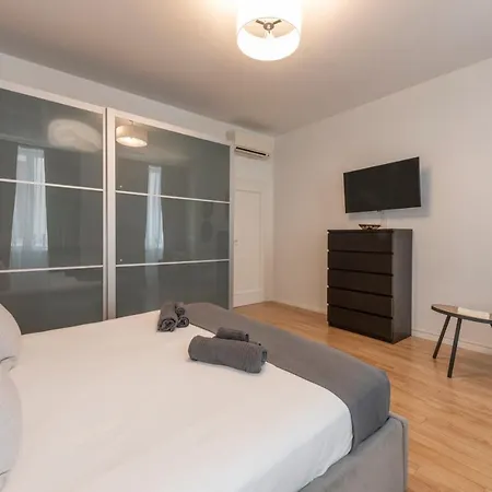 Apartment Boutique Porta Duomo, Close To The Lake!