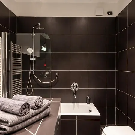 Boutique Porta Duomo, Close To The Lake! شقة *